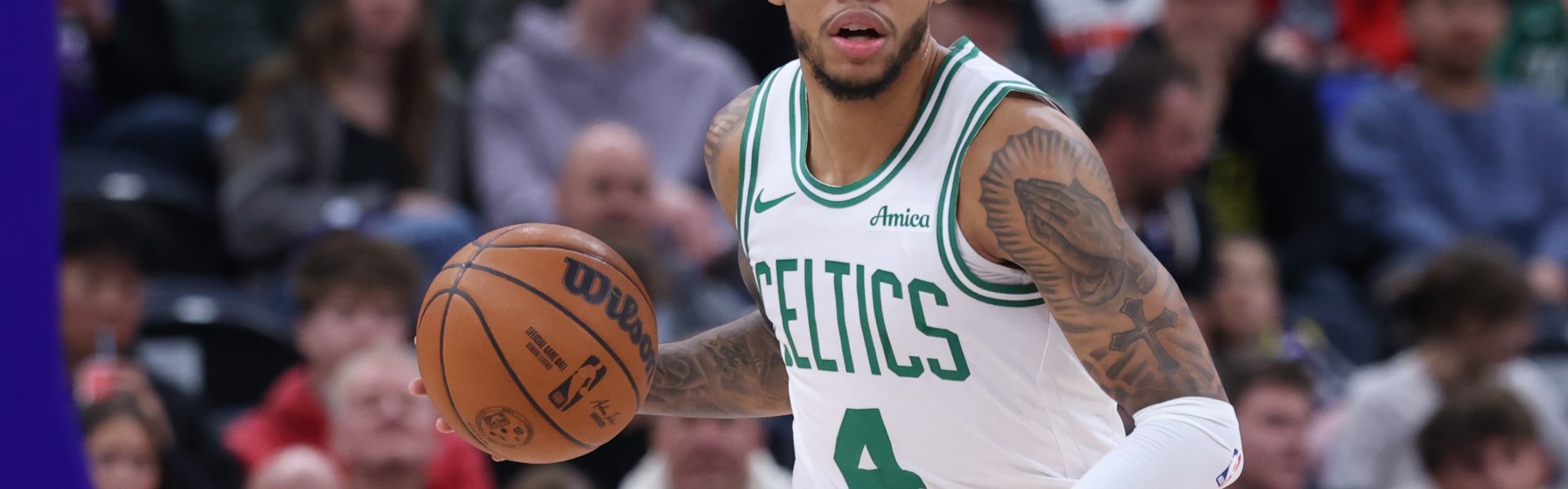 B体育首页-替补可以！西蒙斯半场12中6拿下14分2板2助 次节12分